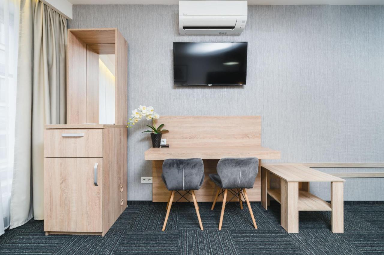 Aron Residence - By Upstairs Krakow Ngoại thất bức ảnh