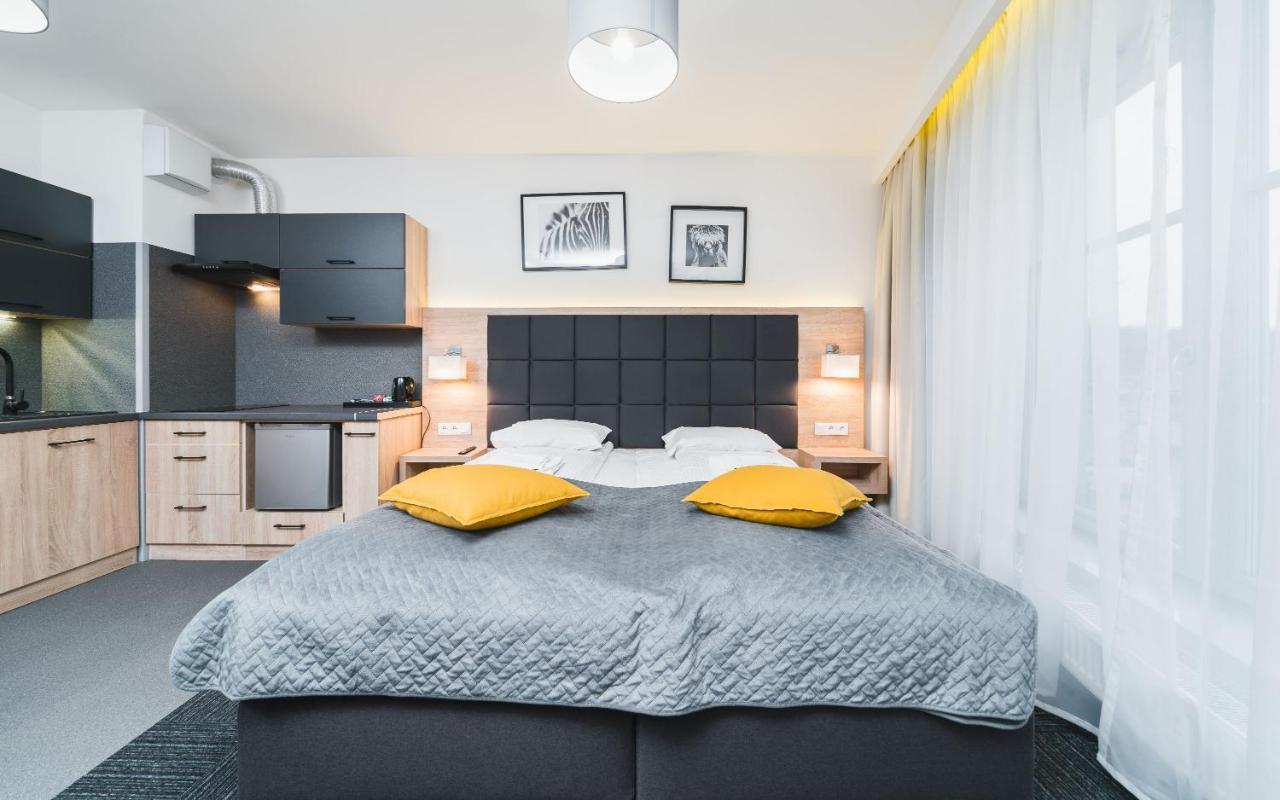 Aron Residence - By Upstairs Krakow Ngoại thất bức ảnh