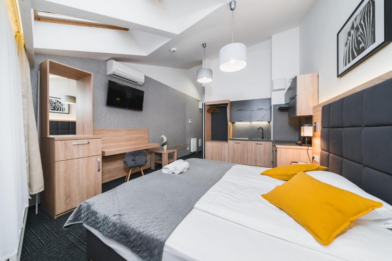 Aron Residence - By Upstairs Krakow Ngoại thất bức ảnh